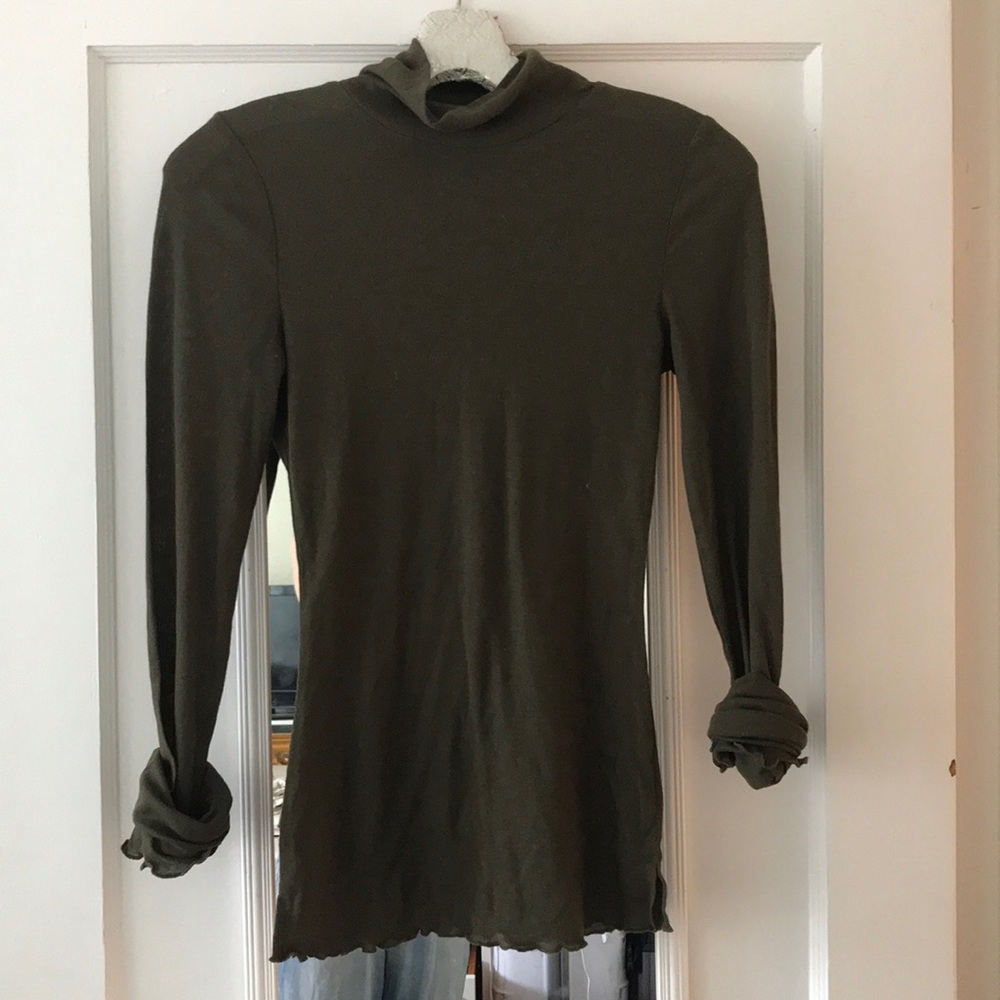 Dark Green Long Sleeve Top